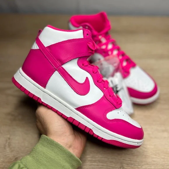 Nike Dunk High - Picture 3 of 8